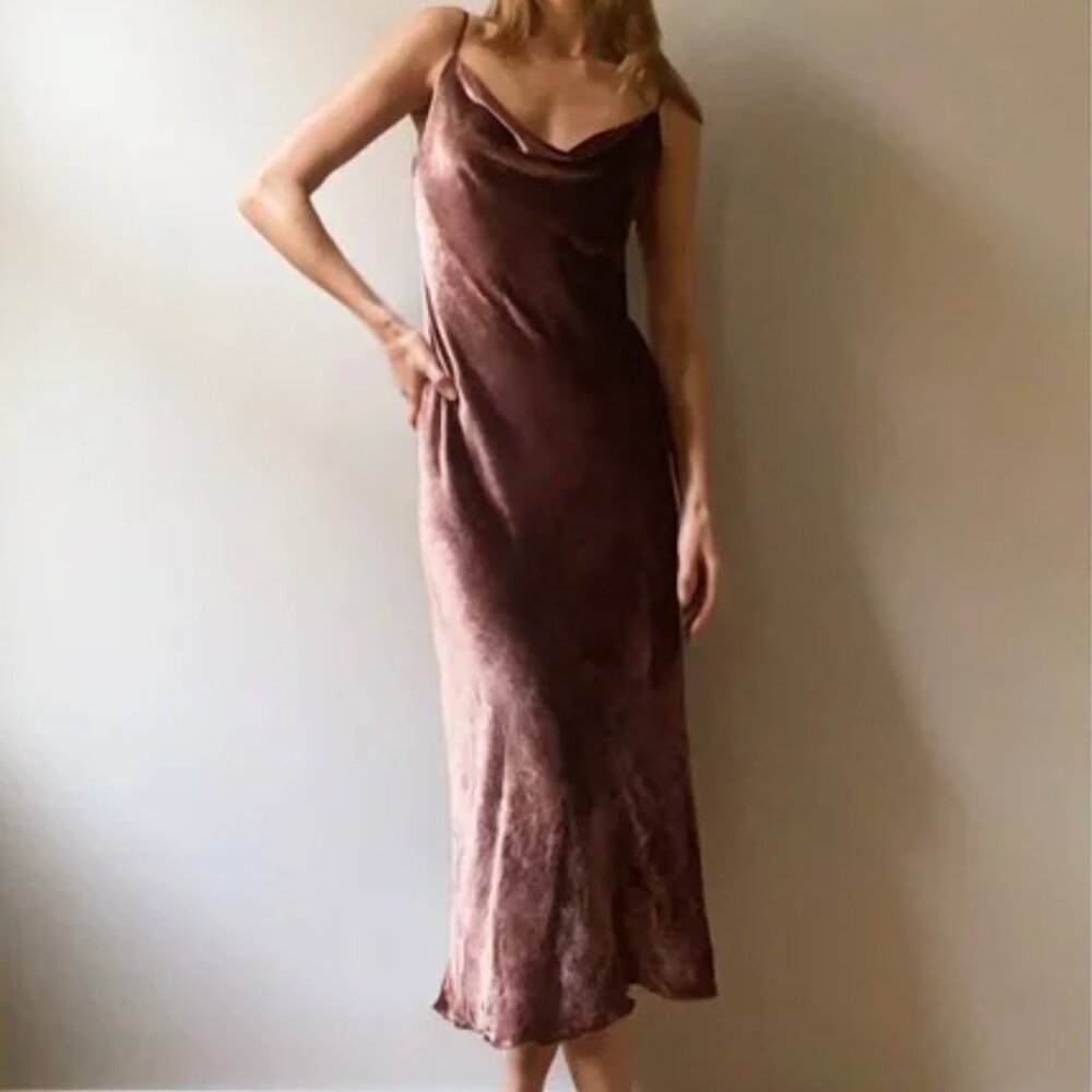 Aritzia Wilfred Spritz dress Pink Truffle Velvet Silk Midi Dress Size S